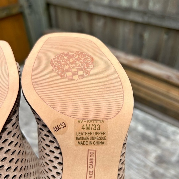 Vince Camuto Women's Katnina Booties - Size 4 - Picture 8 of 10